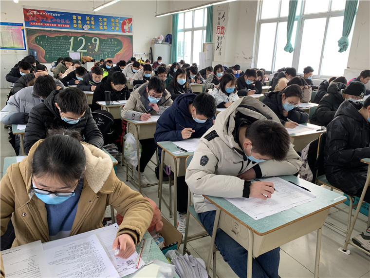 學生答題3.jpg